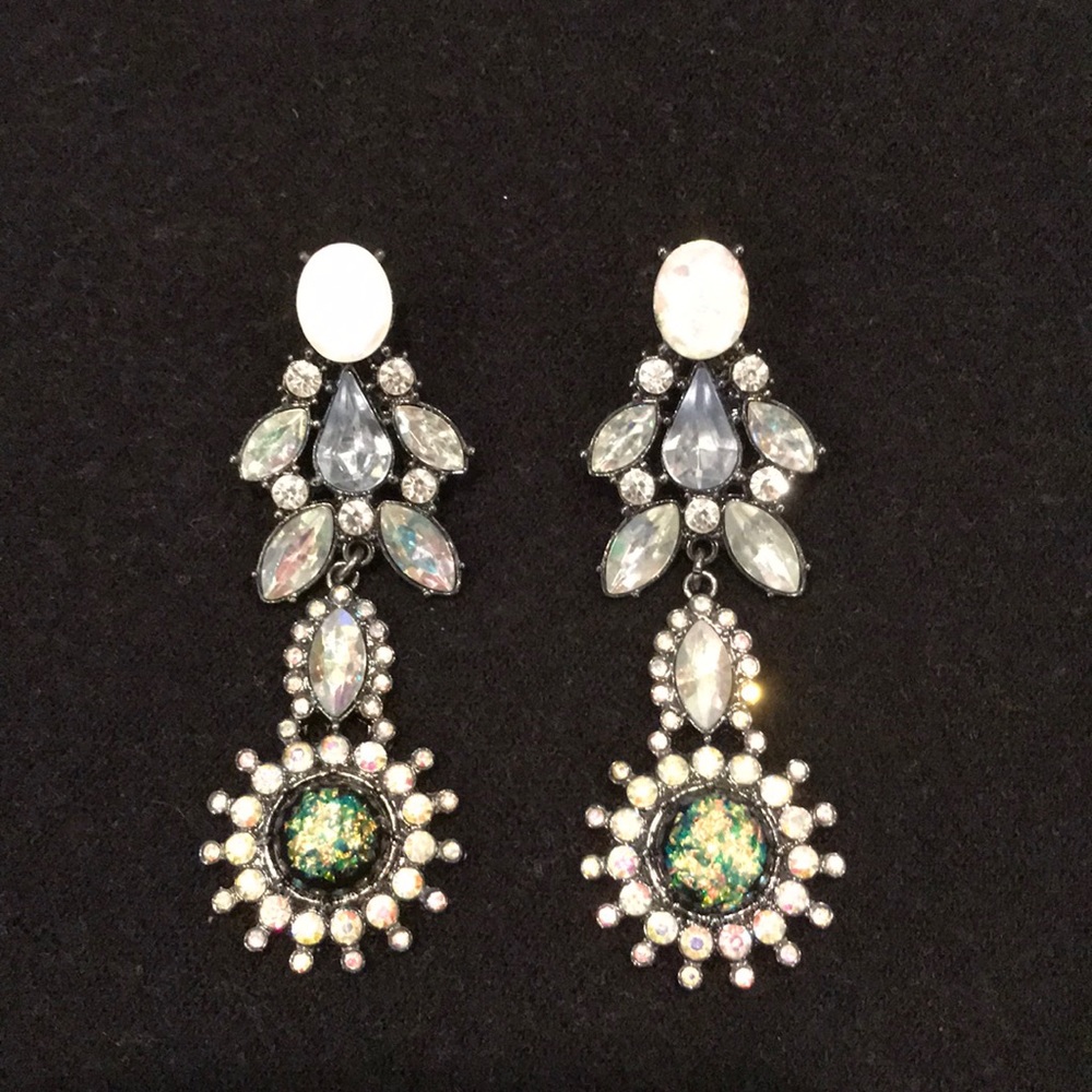 ✨Iridescent Statement Earrings